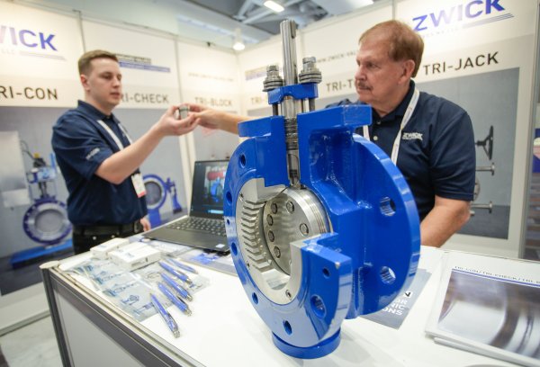 长沙股票配资平台 减少对美依赖　加拿大扩建天然气管道加大对亚洲出口